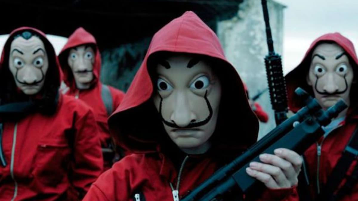 Un actor de “La casa de papel” se mostró desnudo en las redes sociales