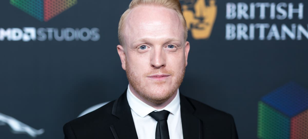 Owain Rhys Davies, en una alfombra roja en 2017