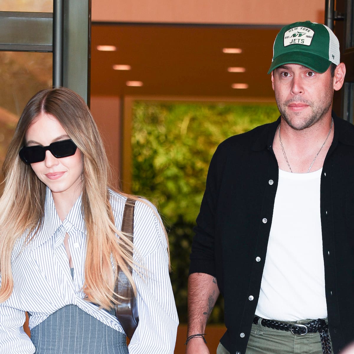 Sydney Sweeney se aleja de Cassie y saca su lado más romántico con un montaje junto a Scooter Braun