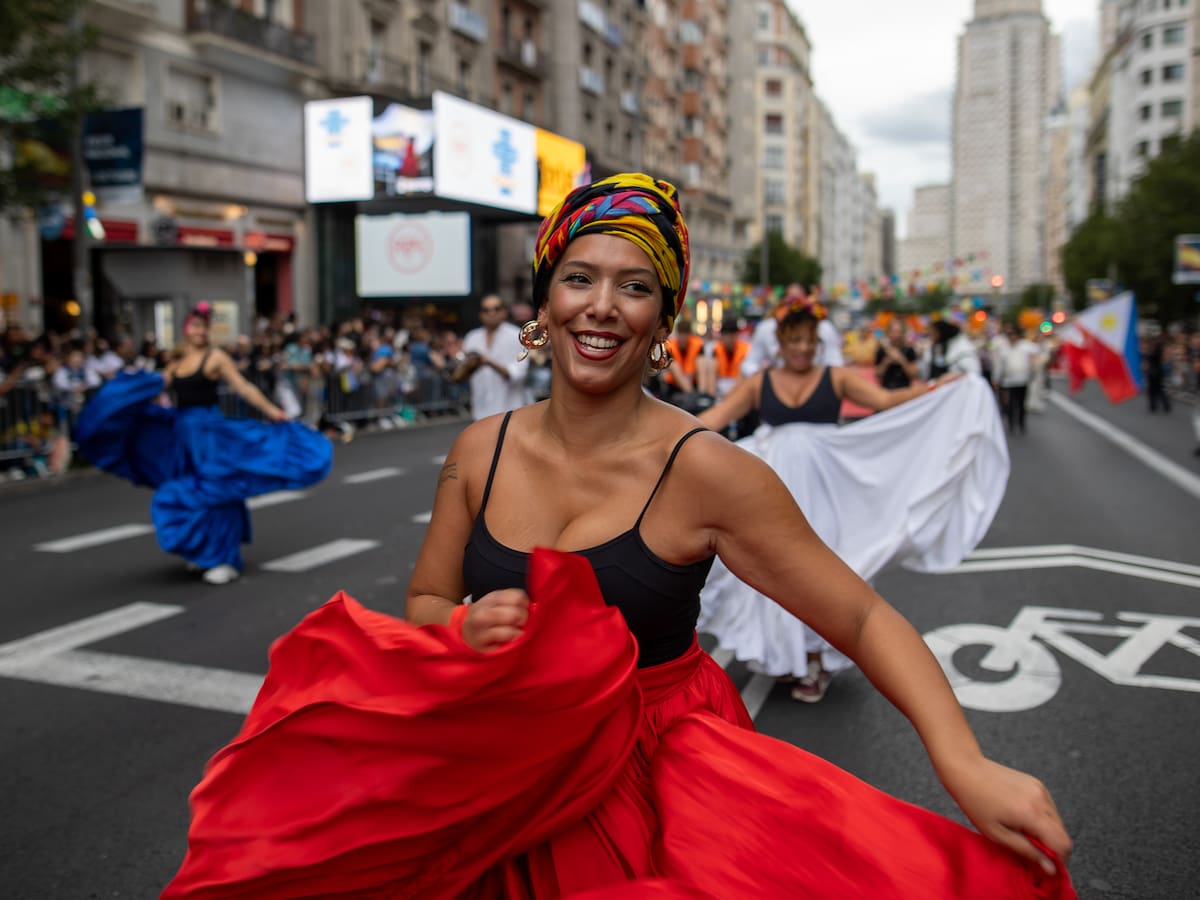 ¿Dónde se celebrarán los conciertos de la Hispanidad previstos en Sol? La acampada tumba los planes festivos de Madrid