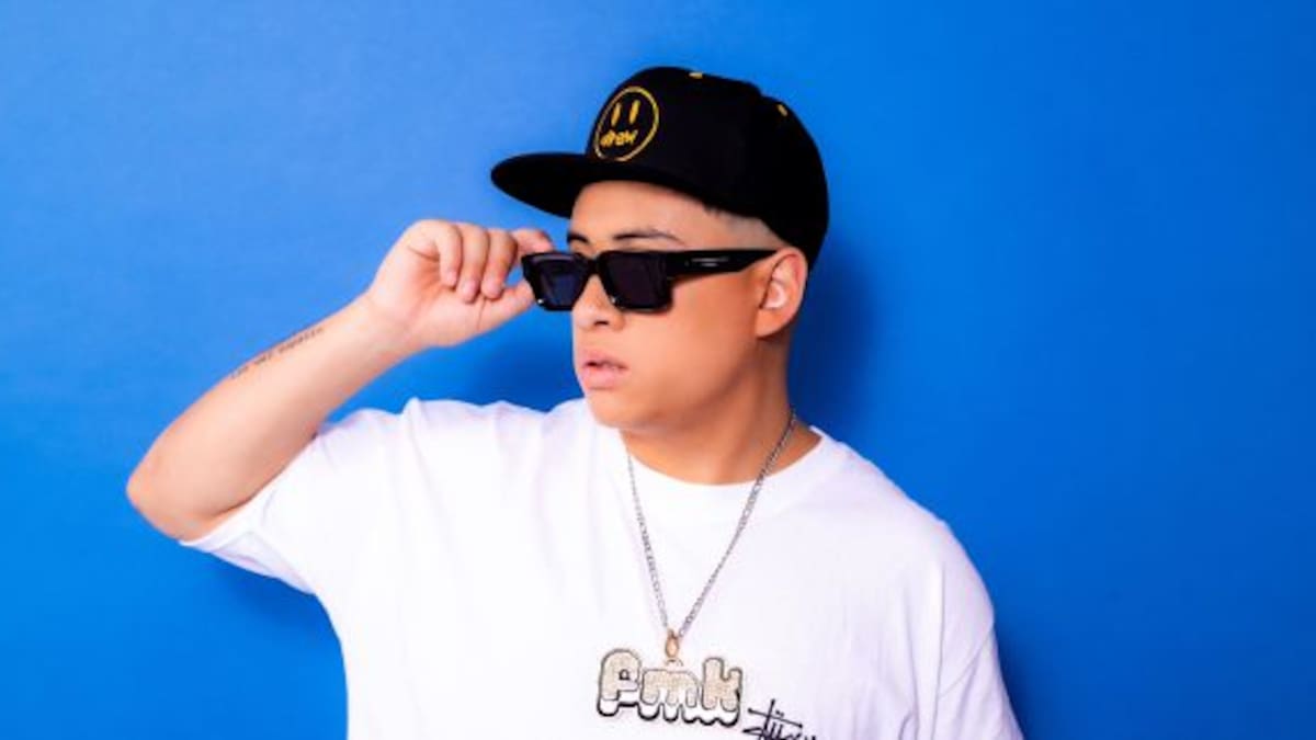 FMK presenta su álbum debut "Desde el espacio"