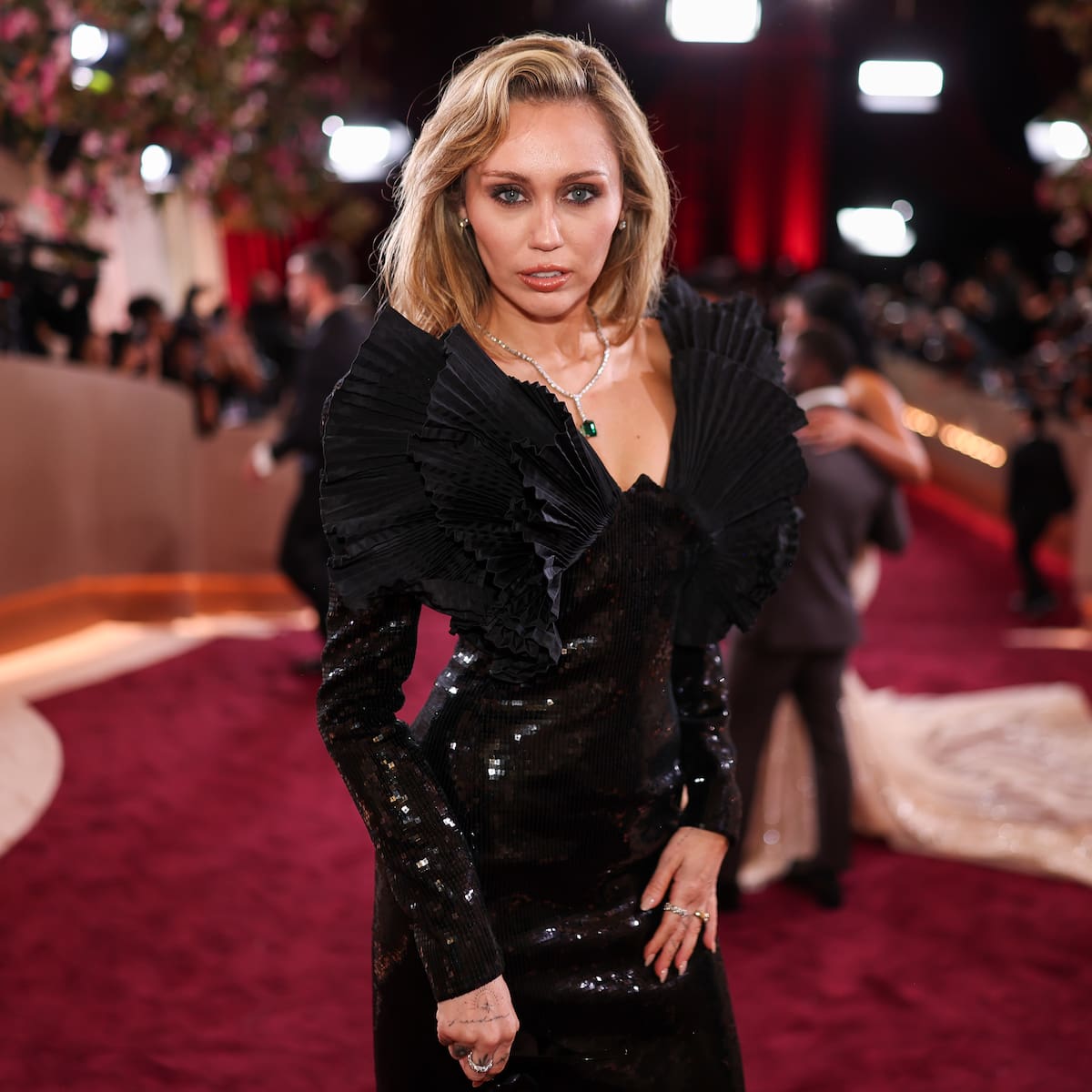 "Es un plagio descarado": Miley Cyrus finalmente irá a juicio por su canción 'Flowers'