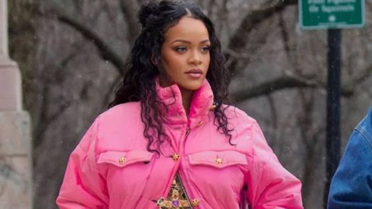 Rihanna mostró su pancita en redes sociales antes de dar a luz a su primer bebé