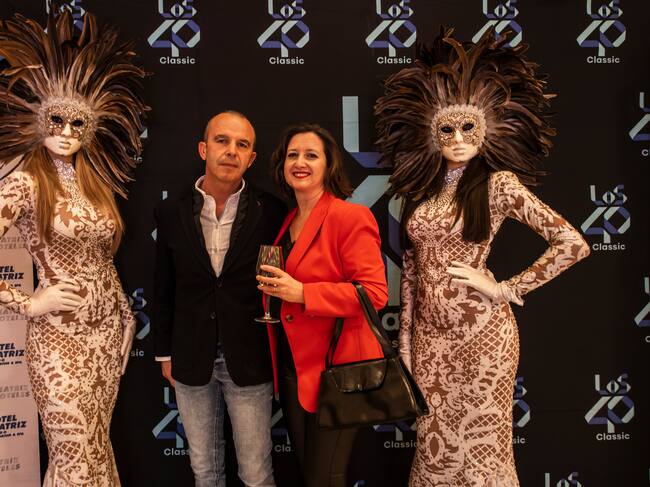 Así posaron los asistentes a La Clásica fiesta ochentera por San Valentín, en el Hotel Beatriz de Toledo.