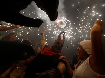 ¡Feliz Noche de San Juan 2026! Frases, deseos y refranes para San Joan