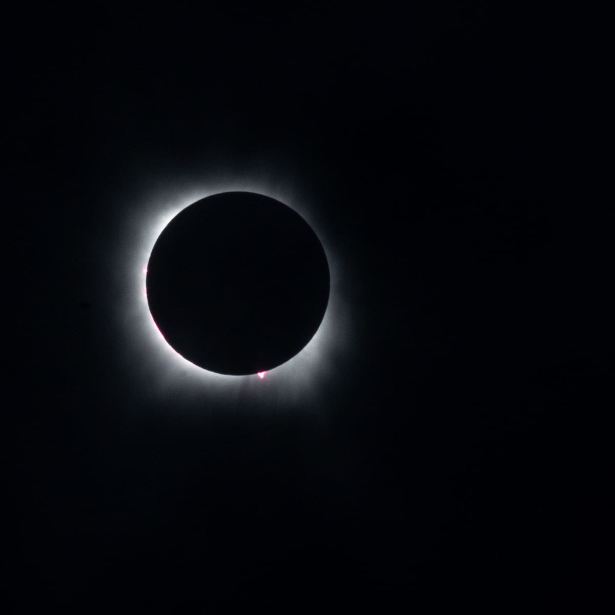 Eclipse solar 2026: la previsión del tiempo y nubes para el día del 12 de agosto, según la AEMET