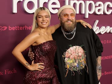 Teddy Swims se deshace en elogios con Karol G y confiesa: "Me encantaría trabajar con ella"