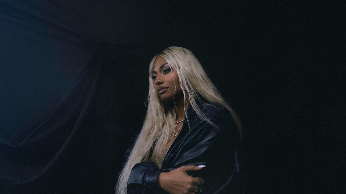 NIA anuncia 'Romería Negra', su álbum más íntimo y emocional que llega el 29 de mayo