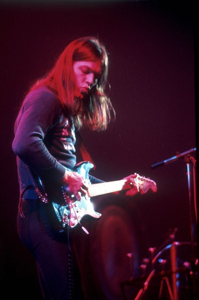 David Gilmour, actuando con Pink Floyd en 1972.