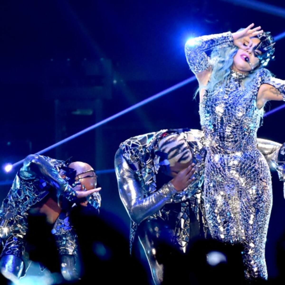 Lady Gaga pospone Chromatica