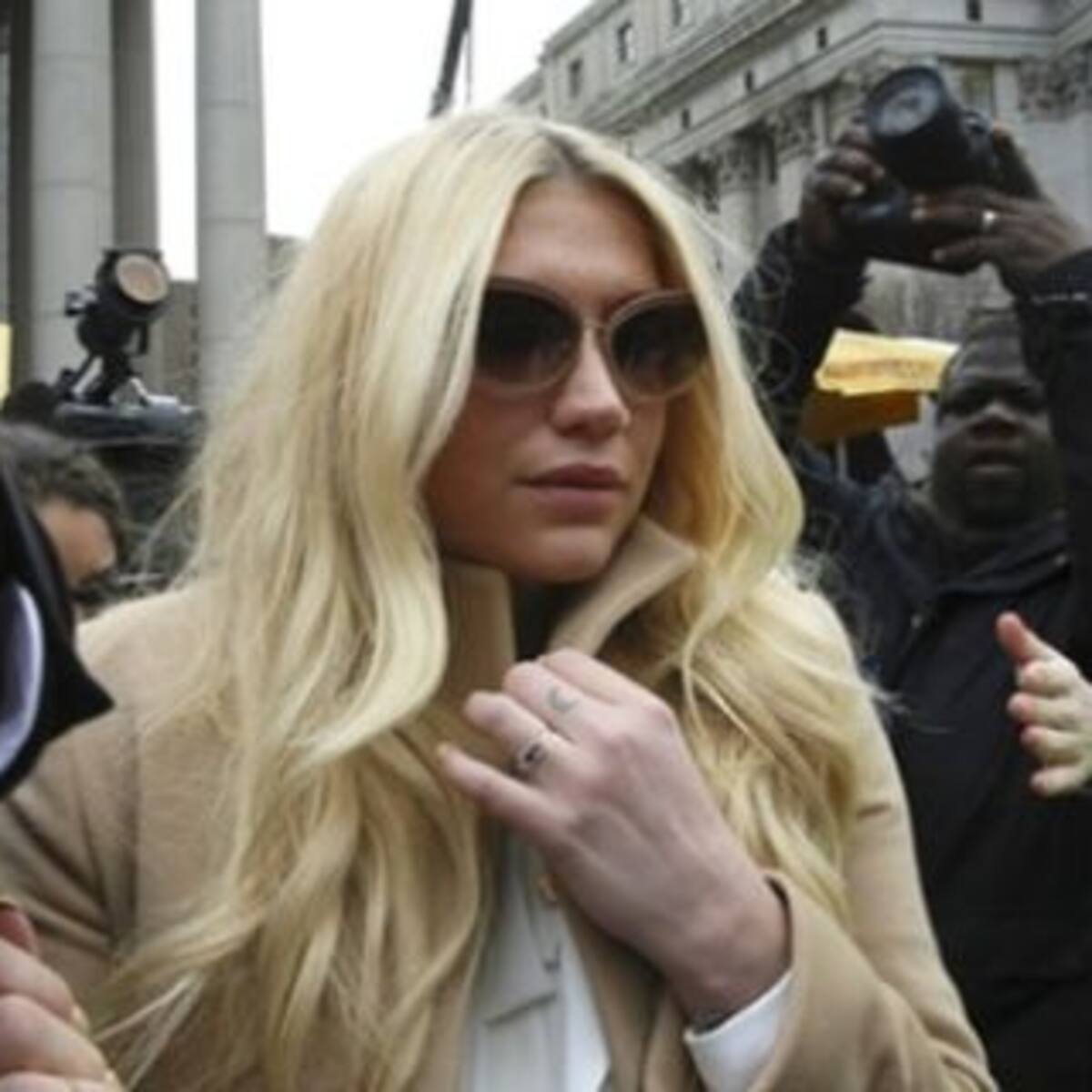 Kesha agradeció a sus fans que la acompañan en su demanda legal