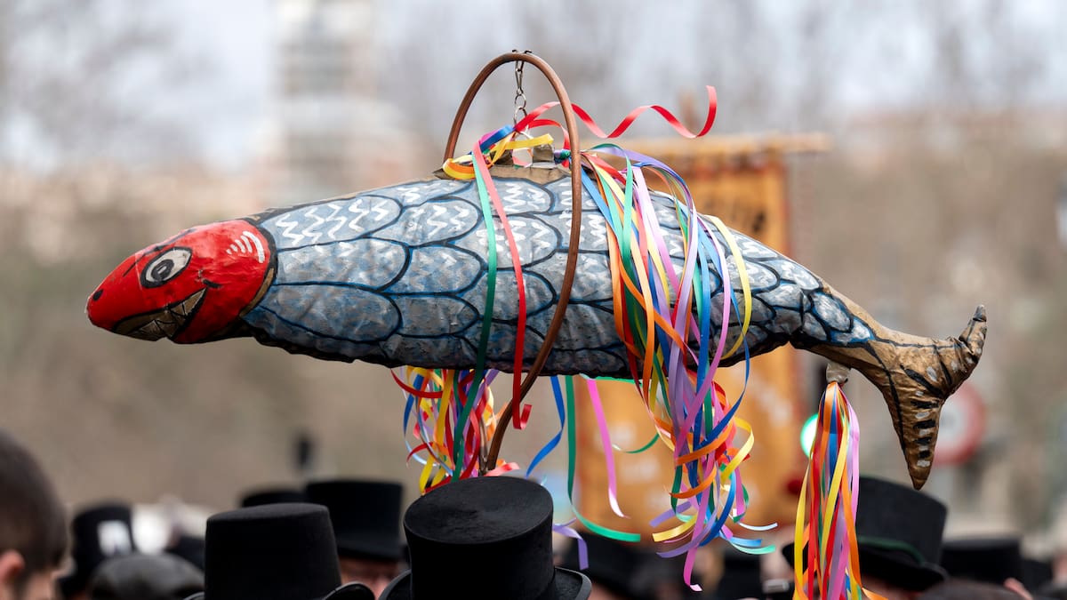 Gran desfile del entierro de la sardina: horario y recorrido y a qué hora se quema