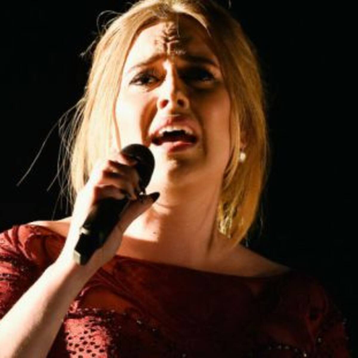 ¿Que le pasó a Adele en los Grammys?