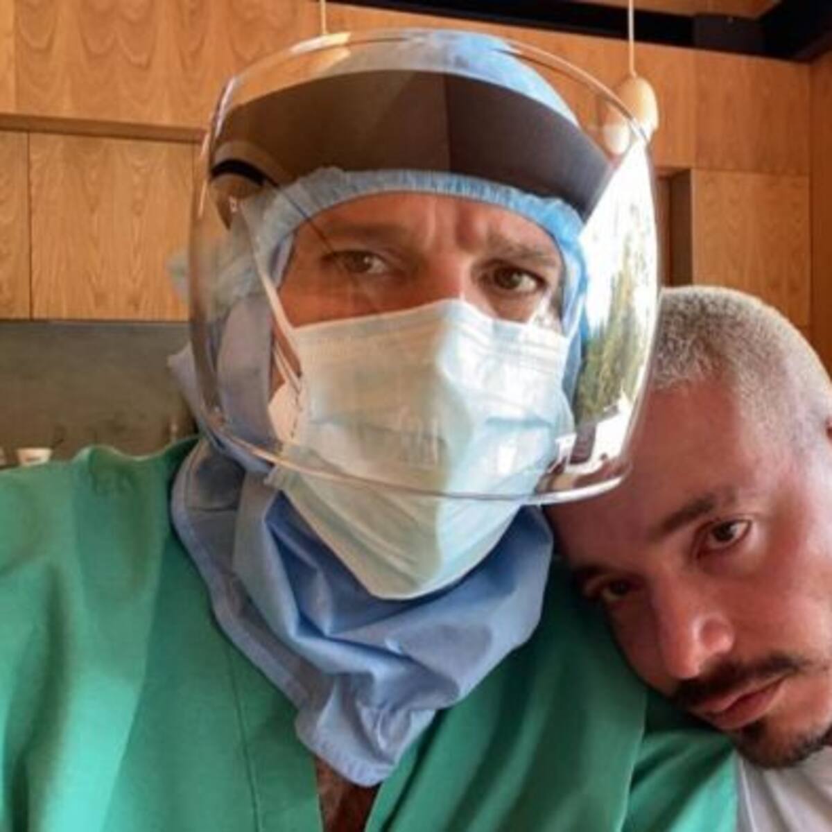J Balvin recuerda su lucha contra el COVID-19: “Pensaron en hospitalizarme”