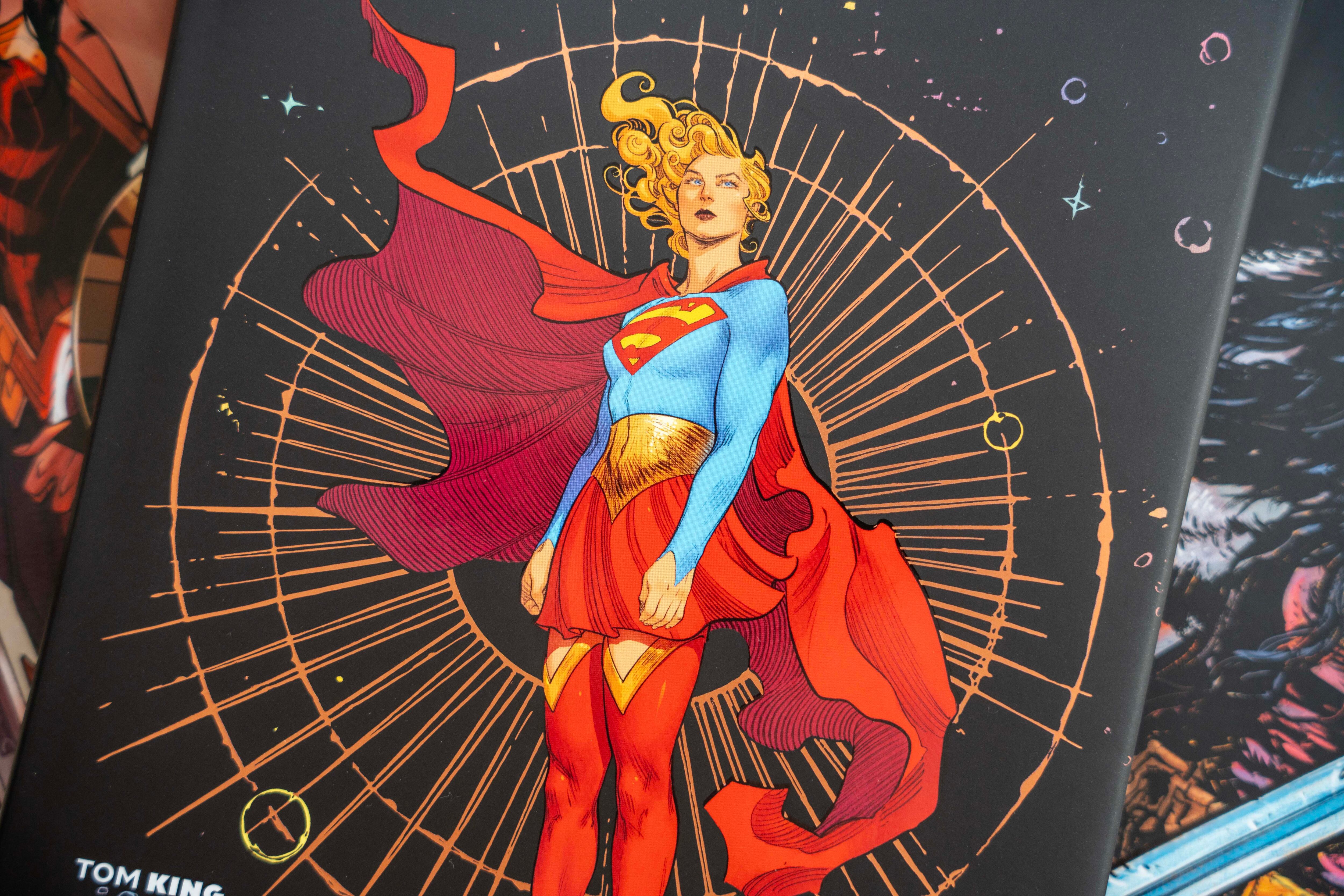 Wonder Woman / Supergirl / DC Comics