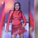Tras el ‘Chanelazo’ Carmen Alcayde se convierte en Rosalía para cantar ‘Despechá’ y descubrimos algo
