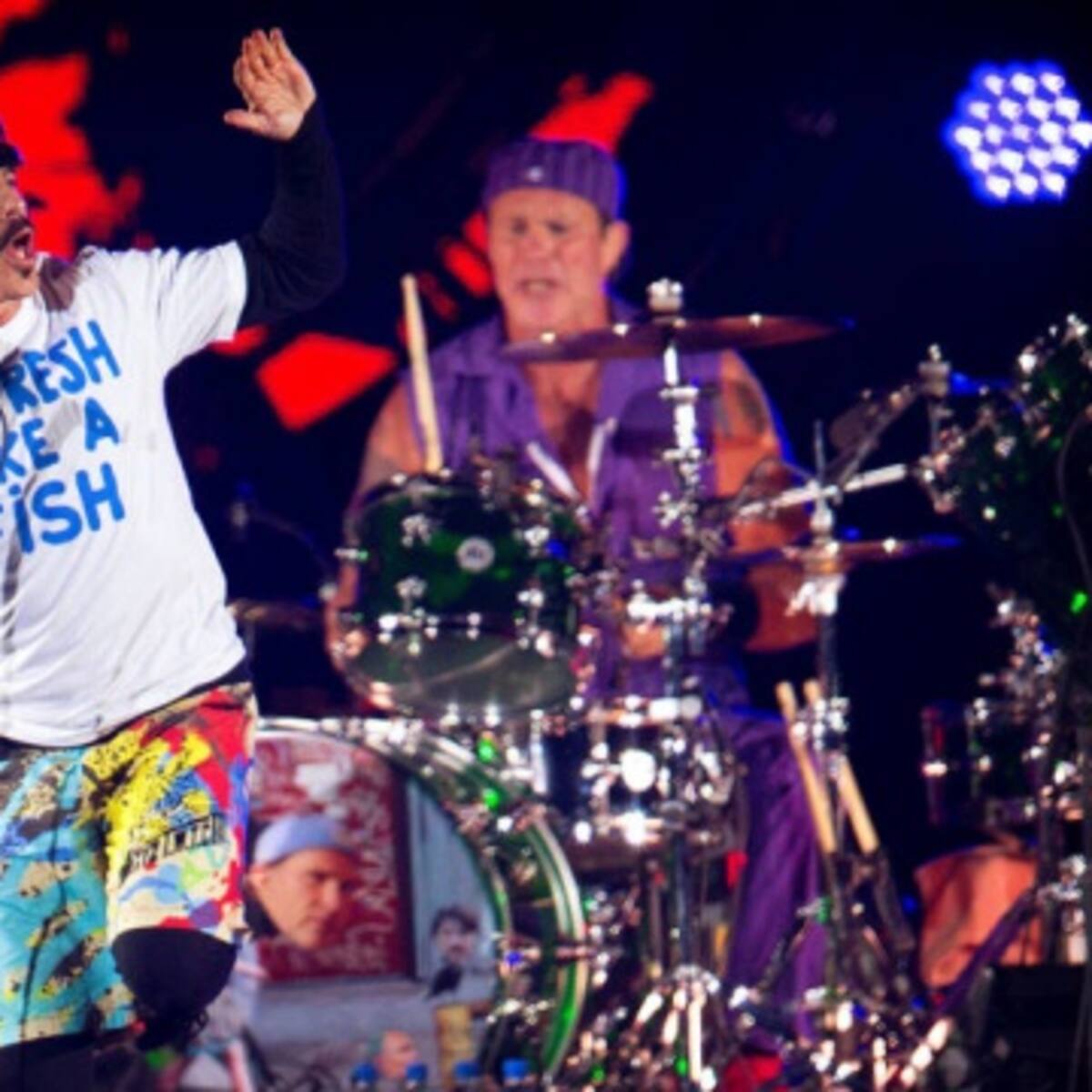 Red Hot Chili Peppers dará concierto en las pirámides de Giza