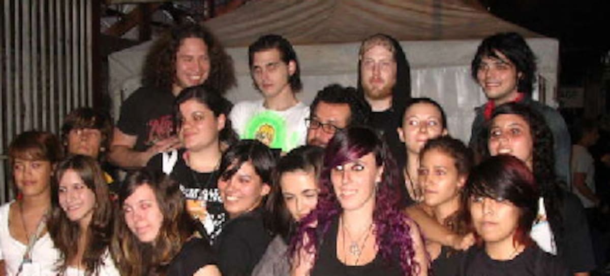 Las ganadoras del meet and greet, con los chicos de My Chem
