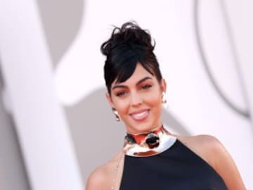 Georgina Rodríguez incendia Instagram con un posado en bikini