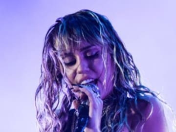 Miley Cyrus y su picante confesión sobre besar a Dua Lipa y a Harry Styles