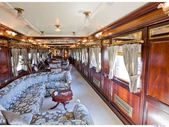 Interior del tren de lujo Al Ándalus de Renfe.