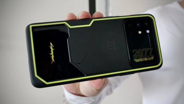 OnePlus 8T versión Cyberpunk 2077