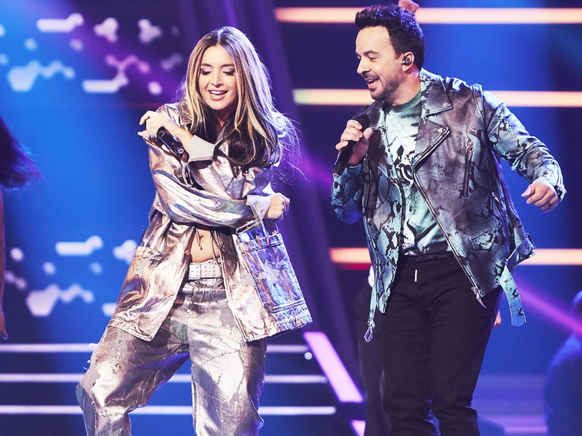 Lola Indigo y Luis Fonsi en el programa &#039;La Voz&#039;