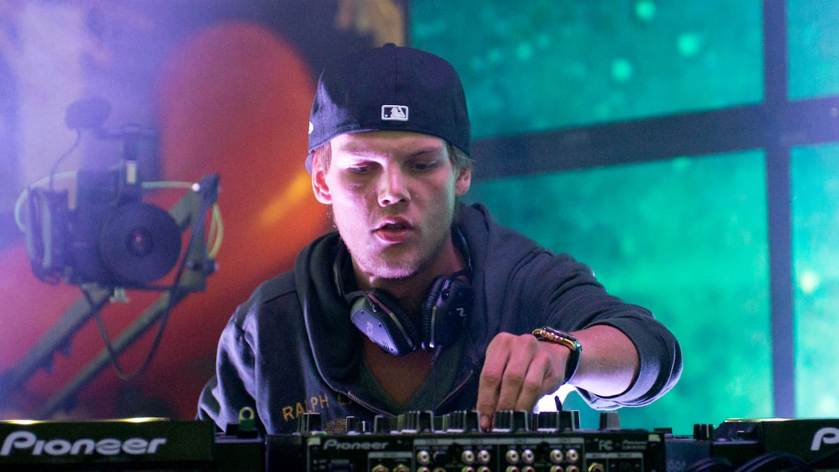 La colaboración de Avicii y David Guetta que nunca hemos escuchado