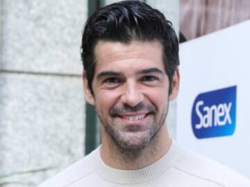 Miguel Ángel Muñoz se convierte en Julio Iglesias: “Ahora sí que voy vestido como una estrella”