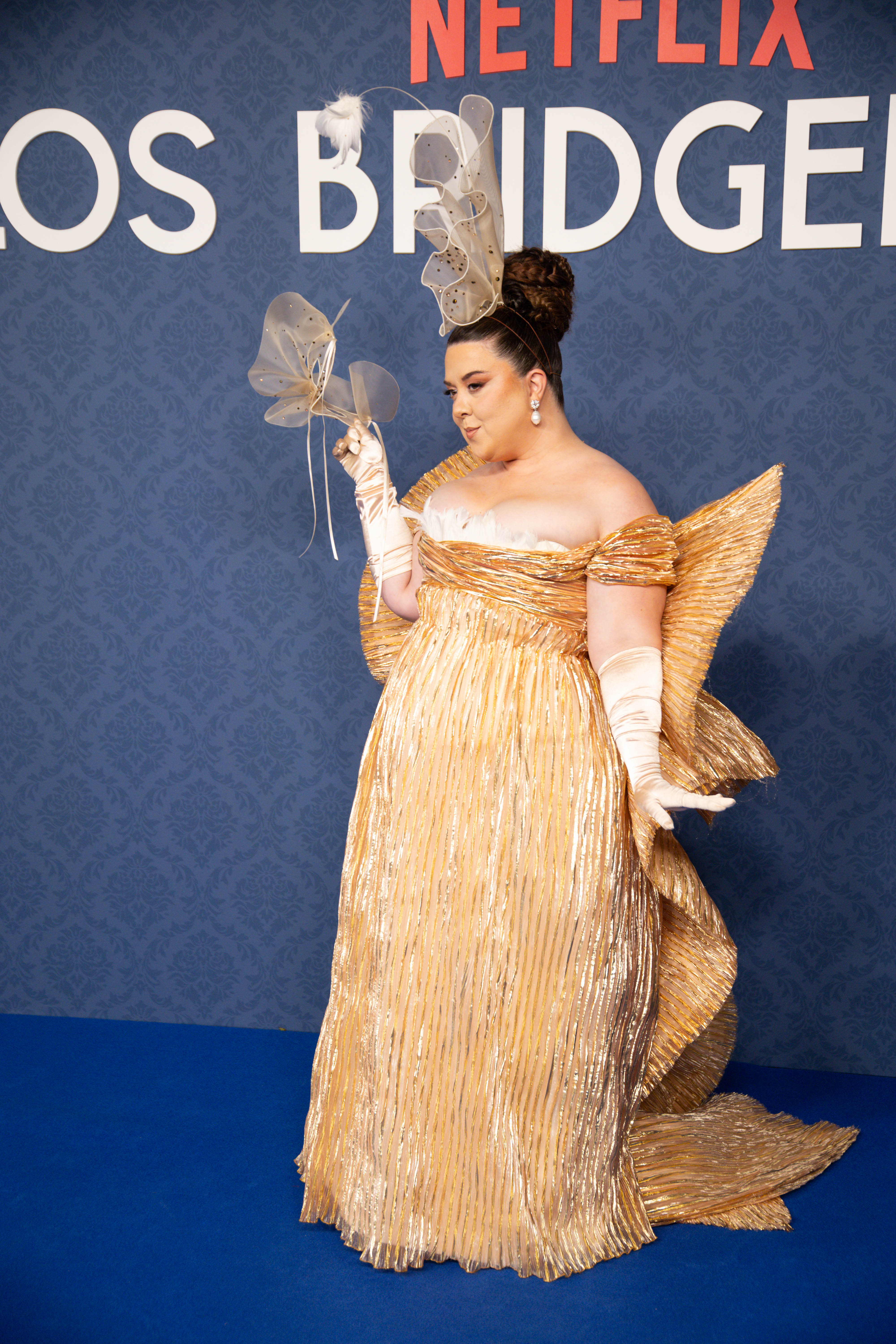 “No tengo palabras para describir, como me ha hecho sentir, este pedazo de diseño espectacular de mi amada @analocking para el baile de máscaras de los Bridgerton 🌸🌸🌸🌸❤️❤️❤️❤️❤️❤️❤️❤️❤️❤️”, compartía en redes una de las cortesanas de la noche. Ni Penélope hubiera brillado tanto.