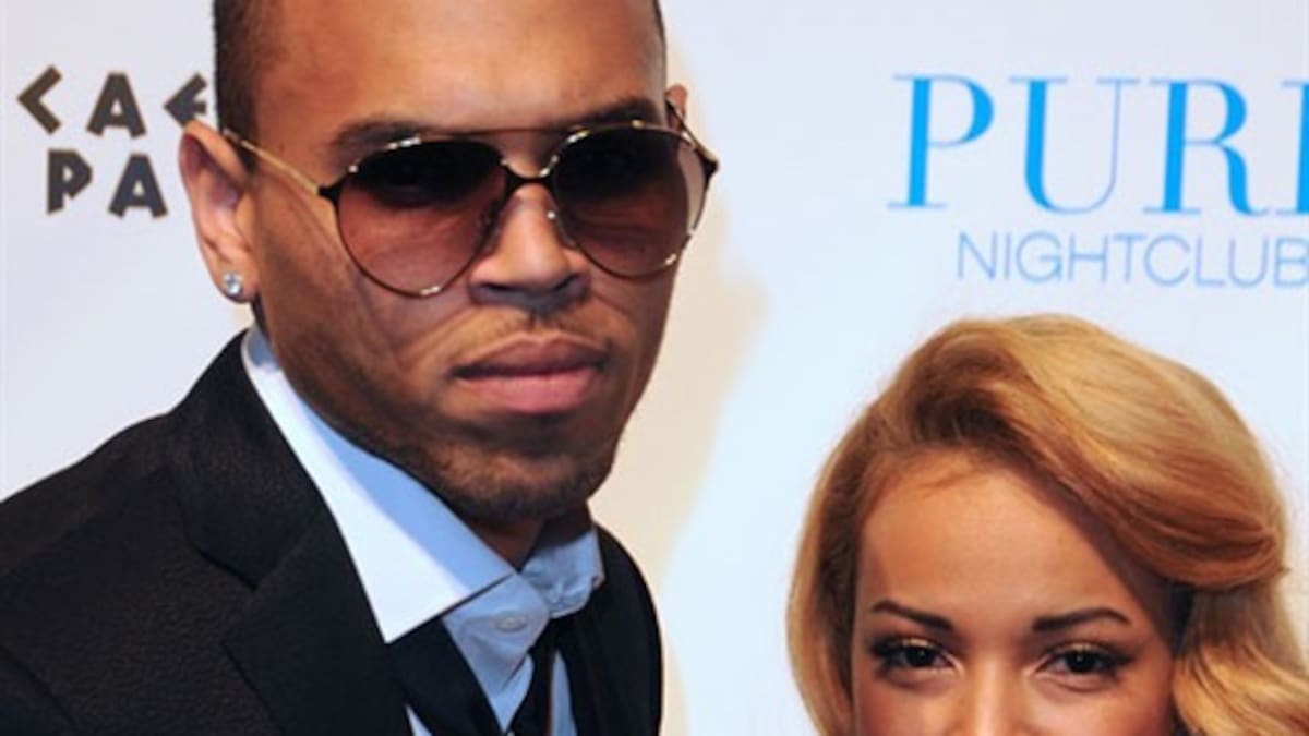Chris Brown celebra cumpleaños con su "ex" y no con Rihanna