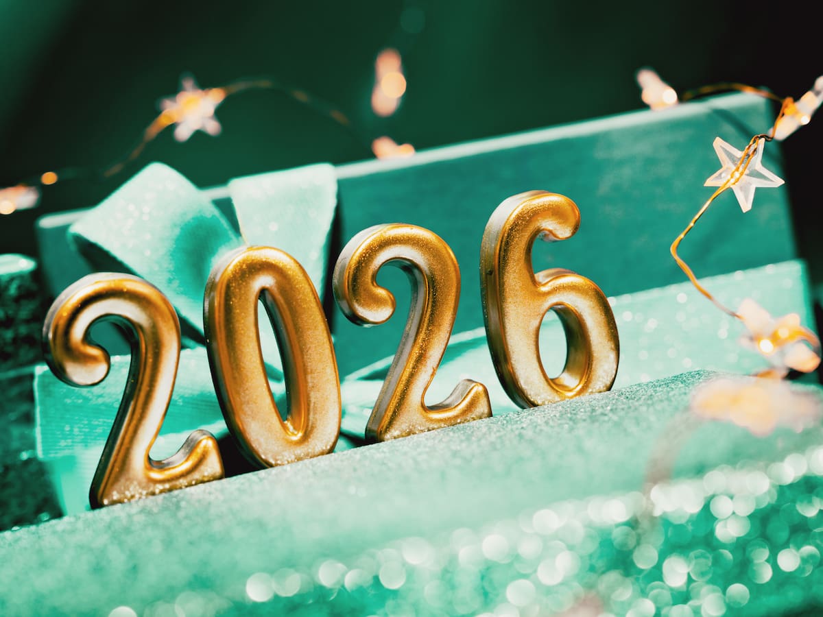 ¡Feliz año nuevo 2026! 250 frases, imágenes y gifs que puedes usar como felicitación en Nochevieja