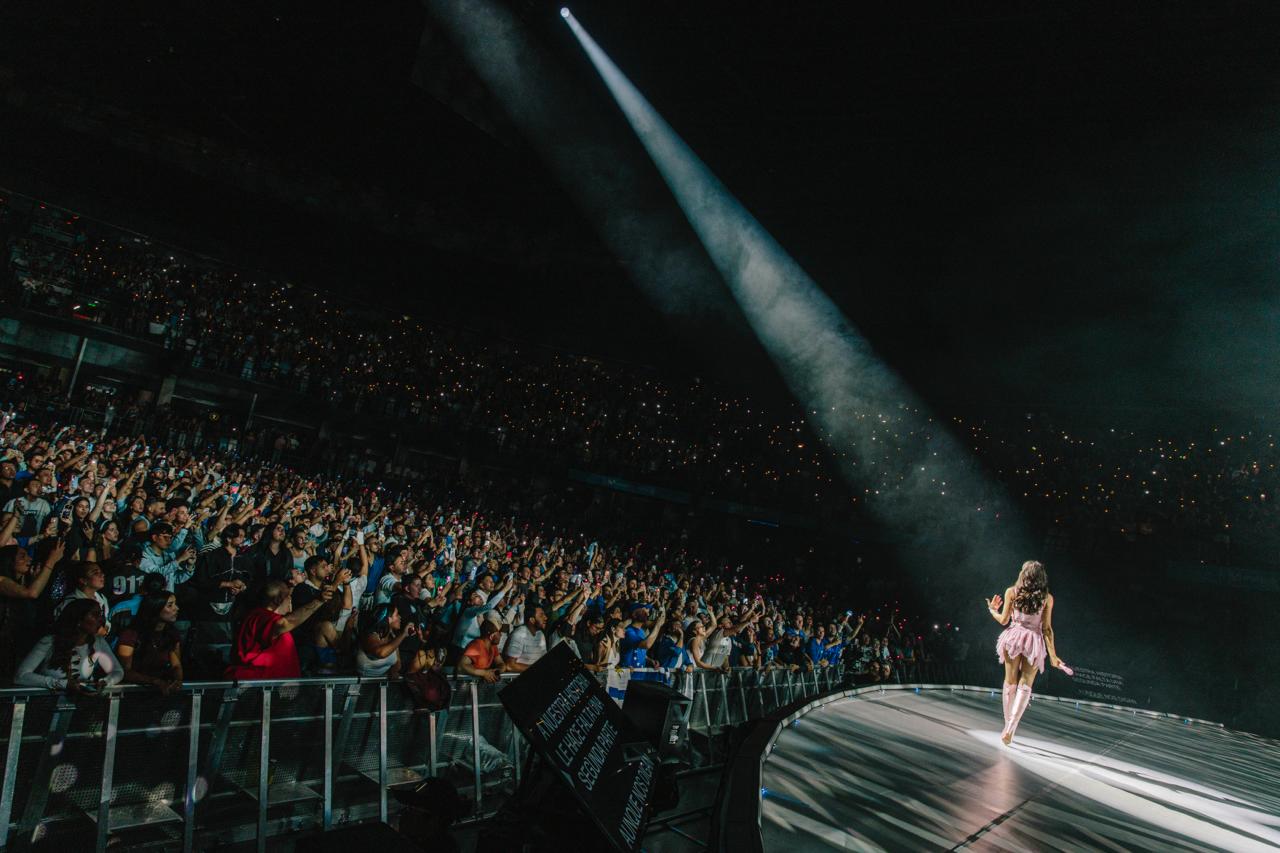 Aitana en concierto en el Movistar Arena de Bogotá con 'Cuarto Azul World Tour', 16 de octubre de 2026.