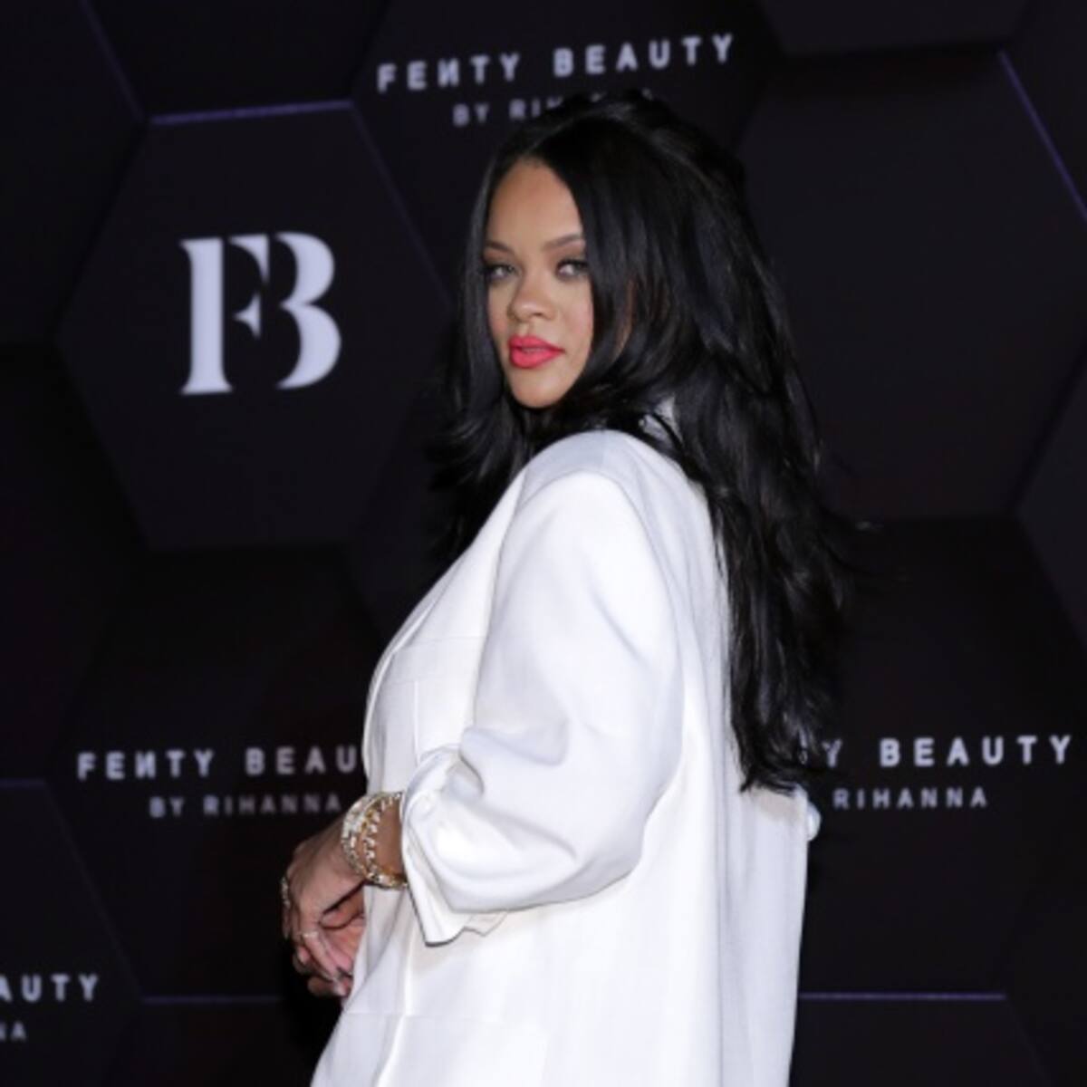 Rihanna lanzará su autobiografía