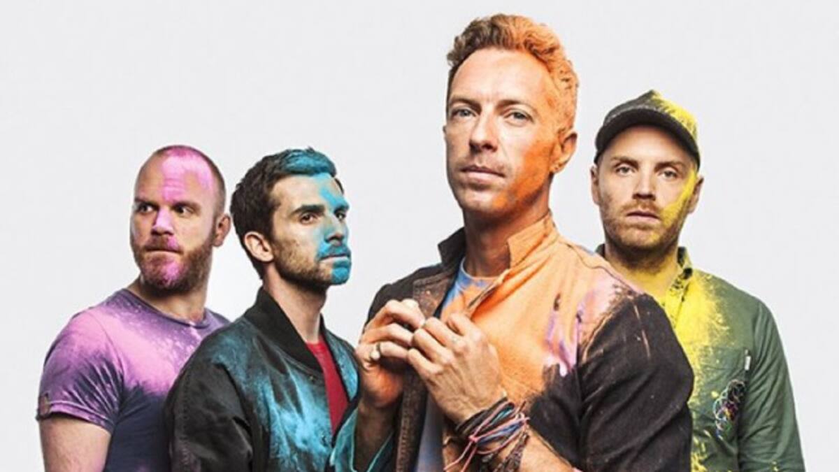 Coldplay regresa al futuro con Michael J. Fox