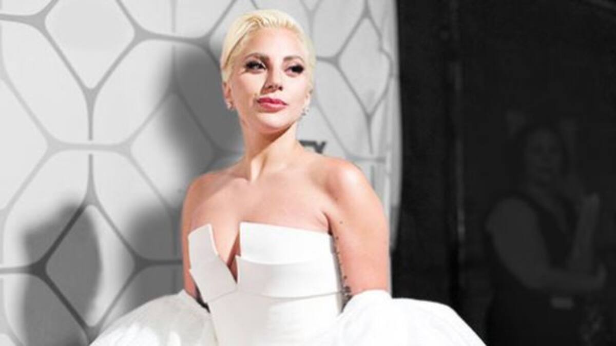 Lady Gaga recibió el regalo de Navidad más bizarro