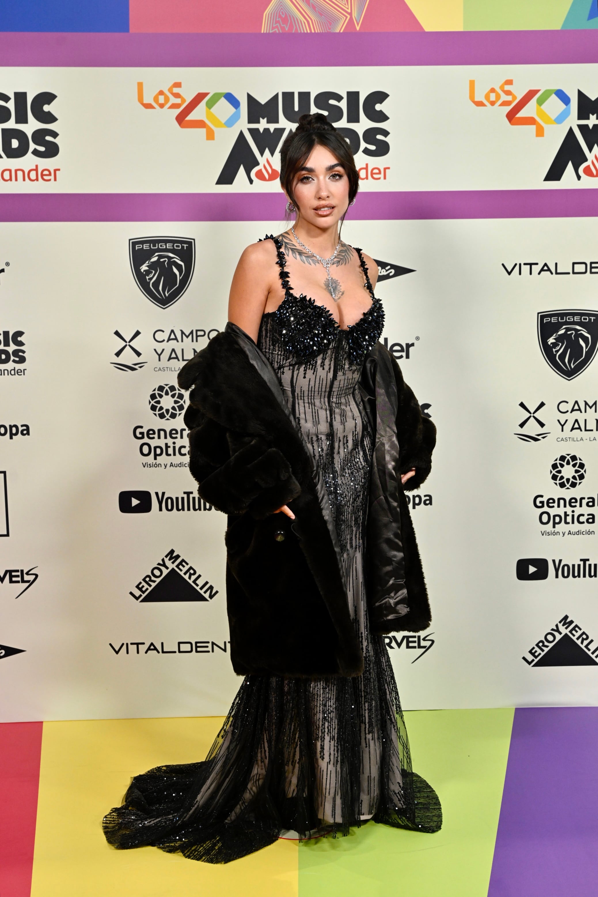 María Becerra en la alfombra roja de LOS40 Music Awards Santander 2023 / Foto: Jorge París y Elena Buenavista