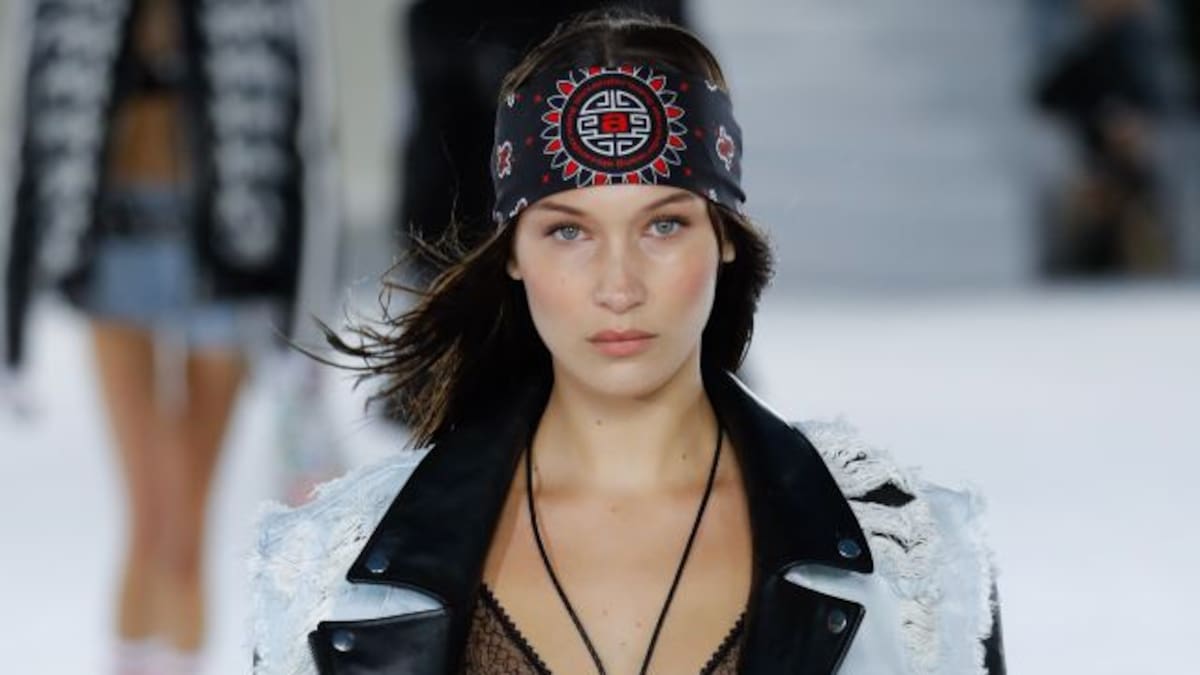 Bella Hadid, Laura Escanes, Iggy Azalea o tres formas muy diferentes de posar en la playa