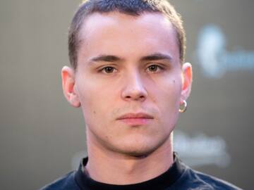 Arón Piper pasea en barco a lo Julio Iglesias: “Yate digo Julio”