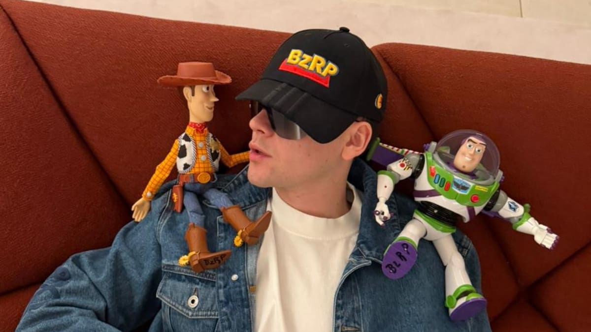 Bizarrap sigue los pasos de Bad Bunny hacia 'Toy Story 5' y juega con la posible 'BZRP Music Sessions 42'