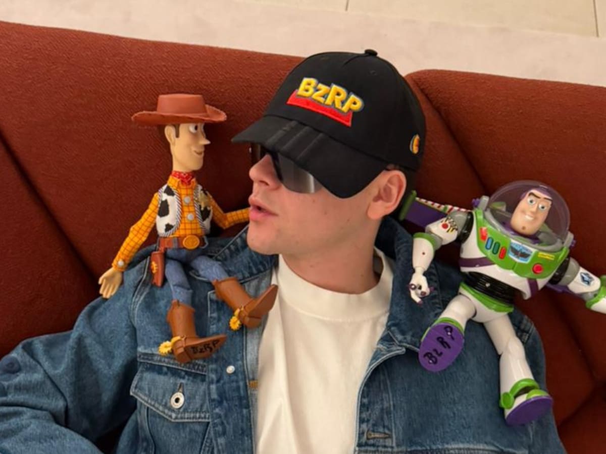 Bizarrap sigue los pasos de Bad Bunny hacia 'Toy Story 5' y juega con la posible 'BZRP Music Sessions 42'