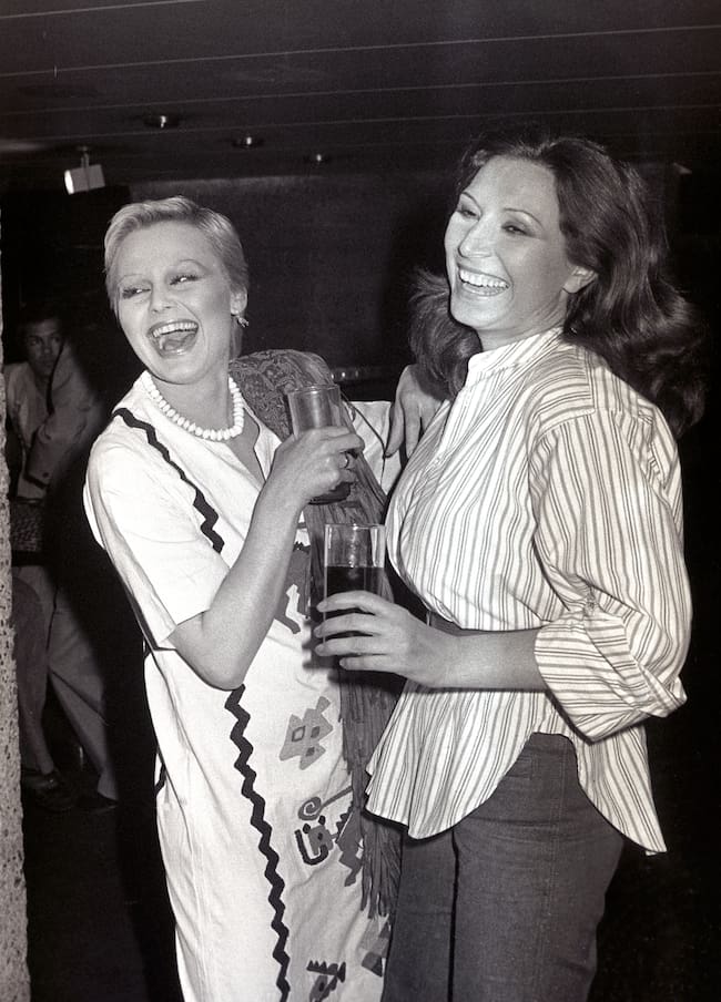 Rocío Jurado y Rocío Durcal, en Madrid (1976). (Photo by Gianni Ferrari/Cover/Getty Images)