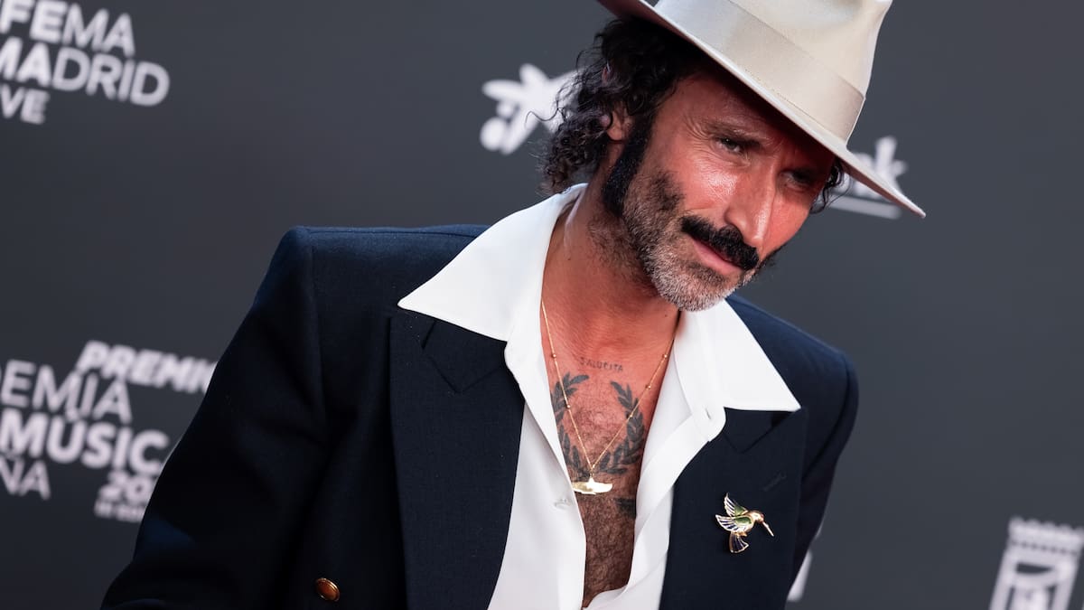 Leiva hace que 'El Hombre Pájaro' de Robe Iniesta sobrevuele el Sonorama