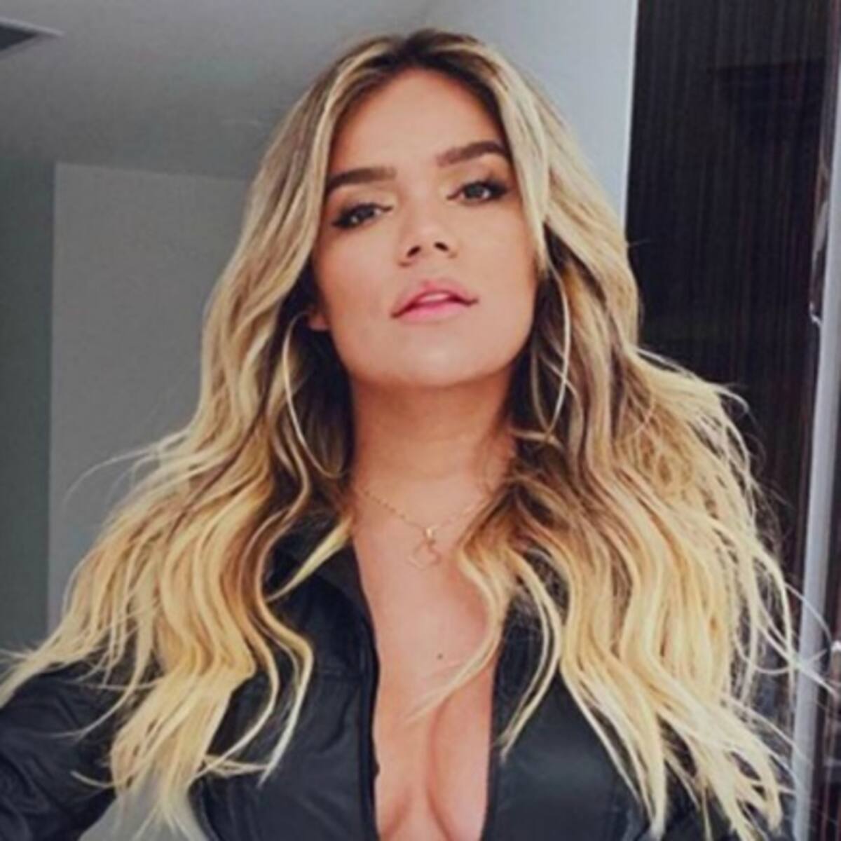 Camilo, Karol G en las presentaciones de los Latin American Music Awards 2021