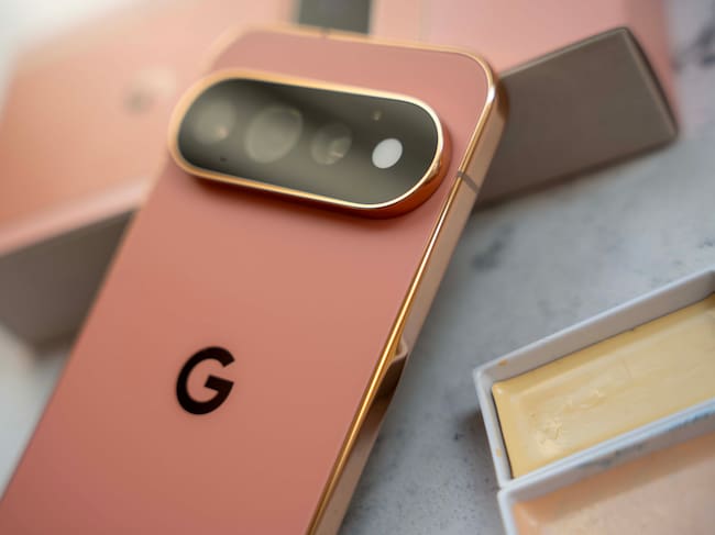 Google Pixel 11 Pro en color 'Arenisca'