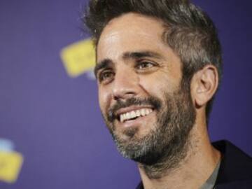 Roberto Leal desvela su pasión por las batallas de gallos: “Esto es ENORME”