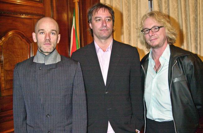 REM, en 2001.