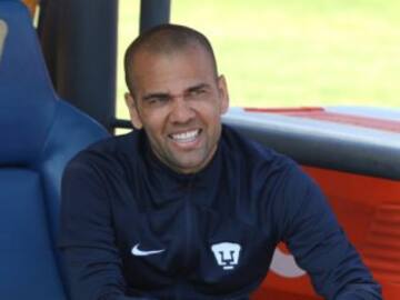 Habla la ex mujer de Dani Alves que sigue en prisión: “Parece que es una pesadilla y que no está pasando”