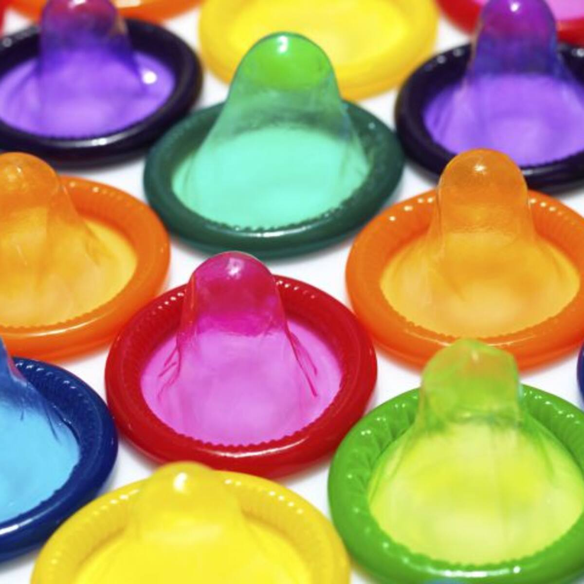 "Condones digitales" prometen mejorar relaciones sexuales