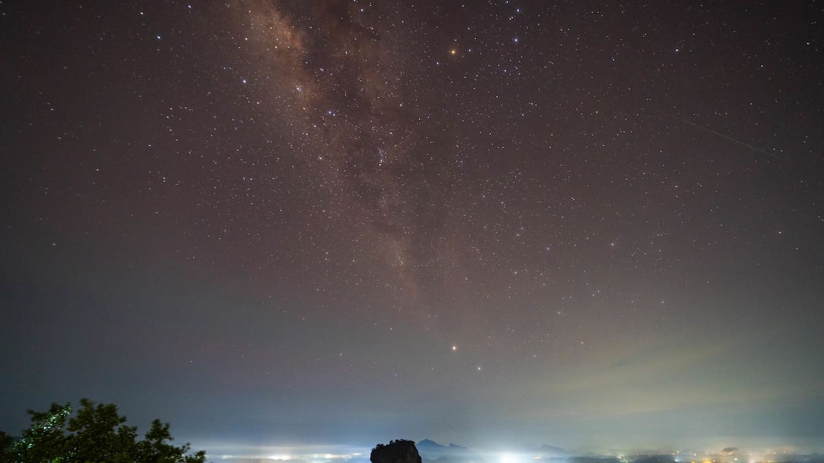 La lluvia de estrellas Eta Acuáridas alcanza su máximo: qué son, cuándo es y cómo verlas desde España